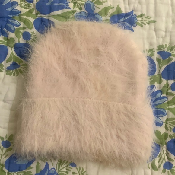 NWOT Extremely soft, pale pink fuzzy yarn cuff cap with CHANGE appliqué on cuff - Picture 2 of 8